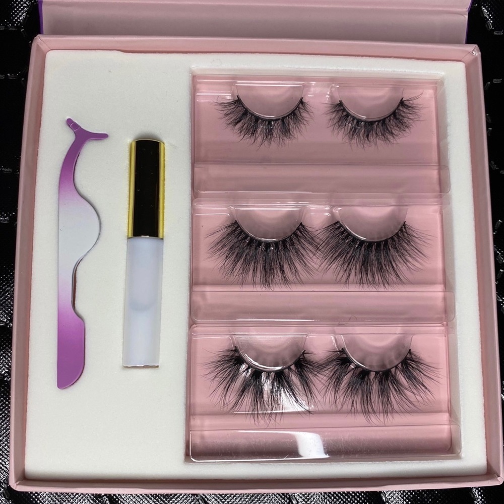 Assorted Eyelash Extension Set! - Picture 5 of 6